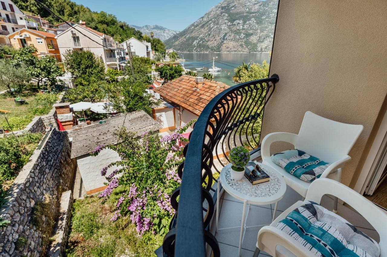 Apartments Cosovic Kotor Exteriör bild
