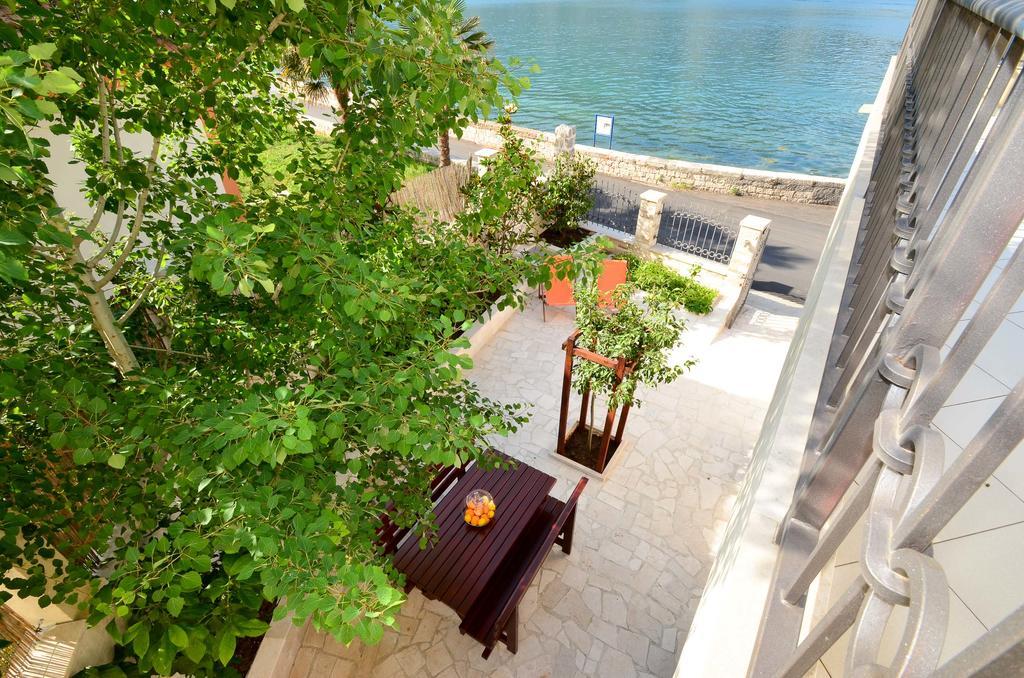 Apartments Cosovic Kotor Exteriör bild